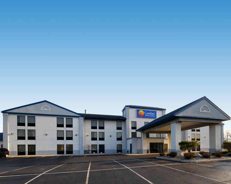 Comfort Inn & Suites Maumee - Toledo I80-90 מראה חיצוני תמונה